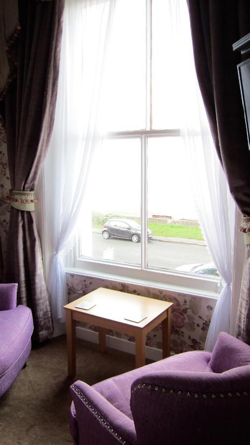 Stratford House Exclusively For Adults Hotel ลันดิดโน ภายนอก รูปภาพ