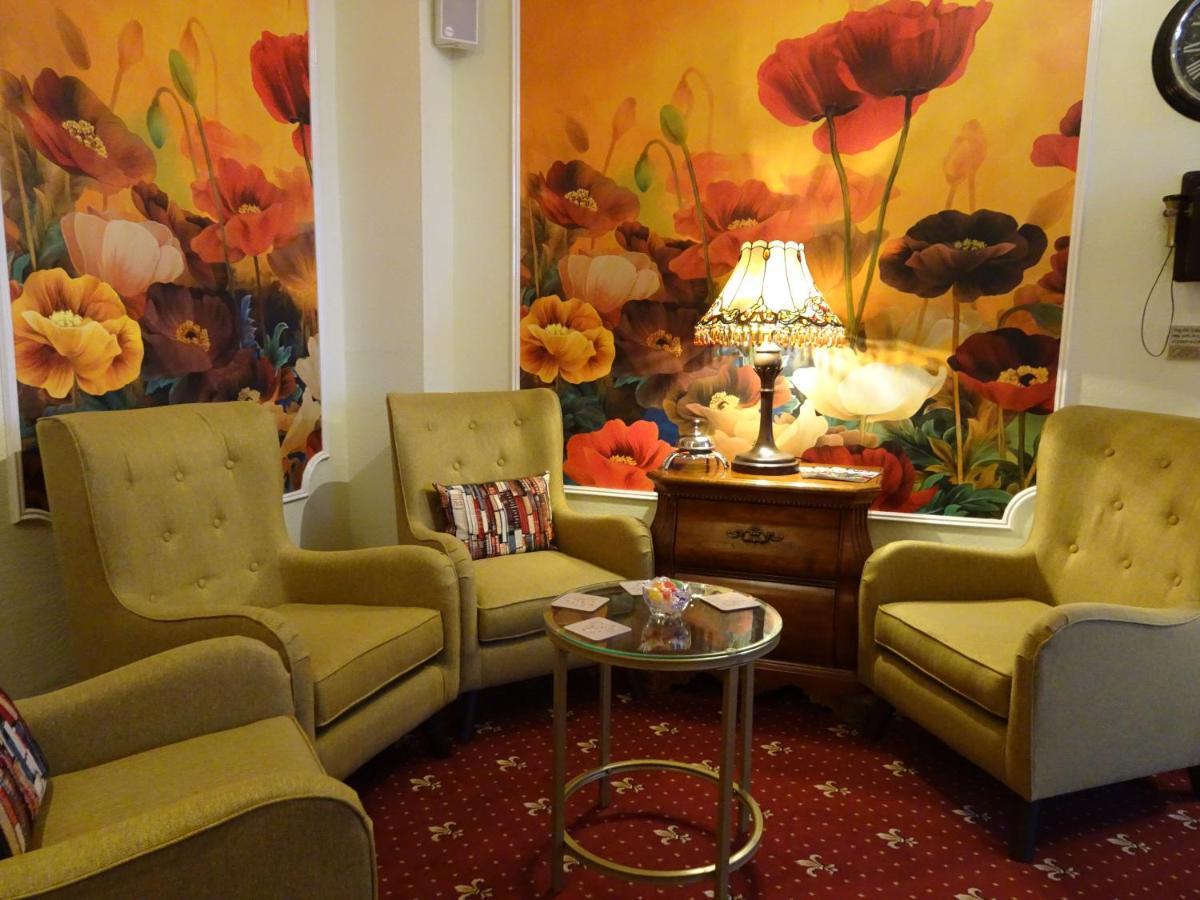 Stratford House Exclusively For Adults Hotel ลันดิดโน ภายนอก รูปภาพ
