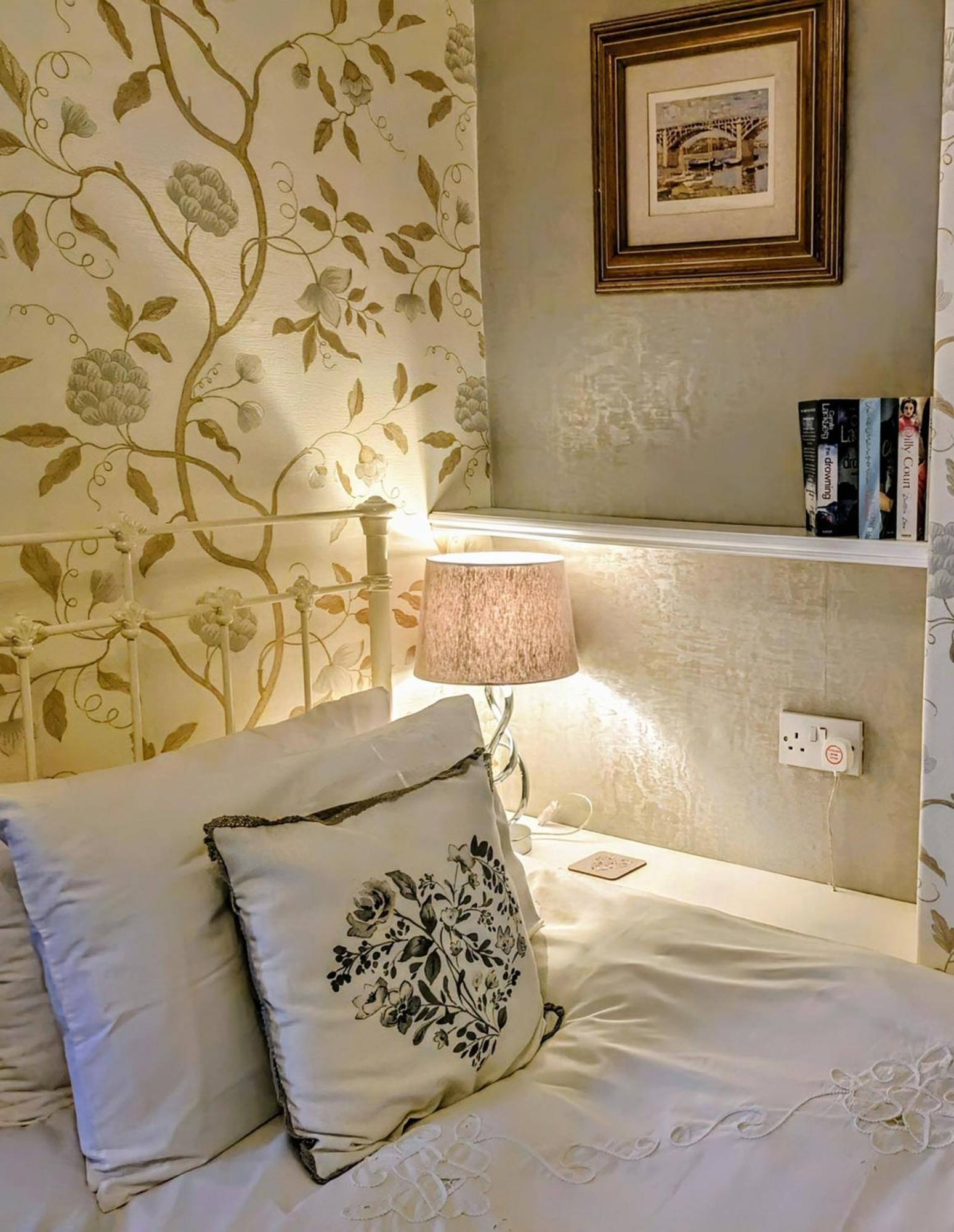 Stratford House Exclusively For Adults Hotel ลันดิดโน ภายนอก รูปภาพ