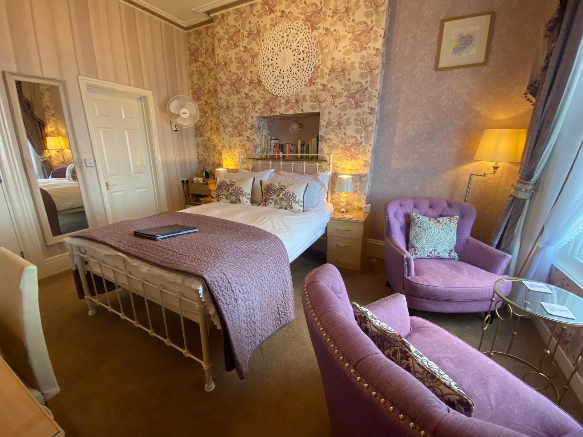 Stratford House Exclusively For Adults Hotel ลันดิดโน ภายนอก รูปภาพ