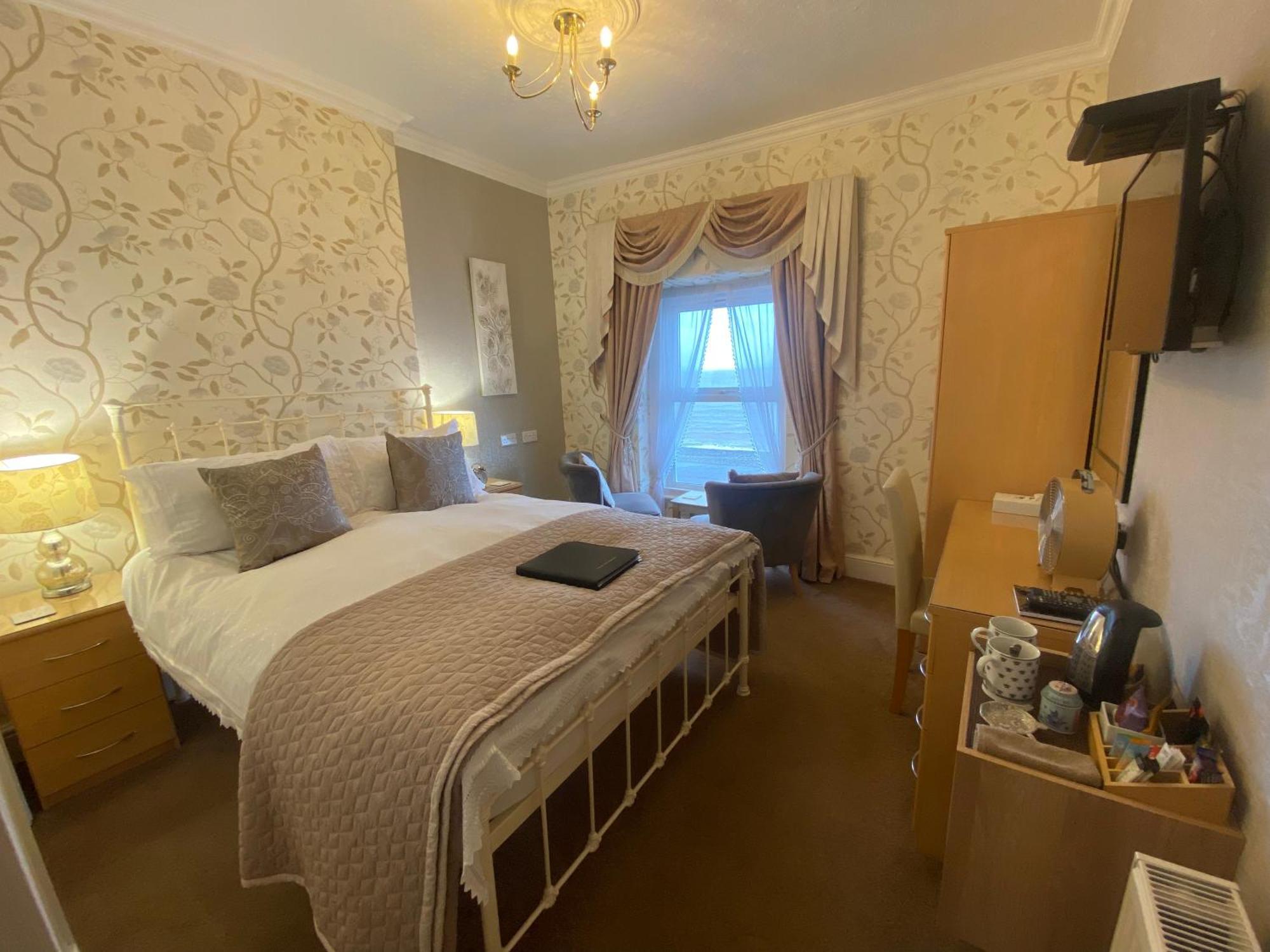 Stratford House Exclusively For Adults Hotel ลันดิดโน ภายนอก รูปภาพ