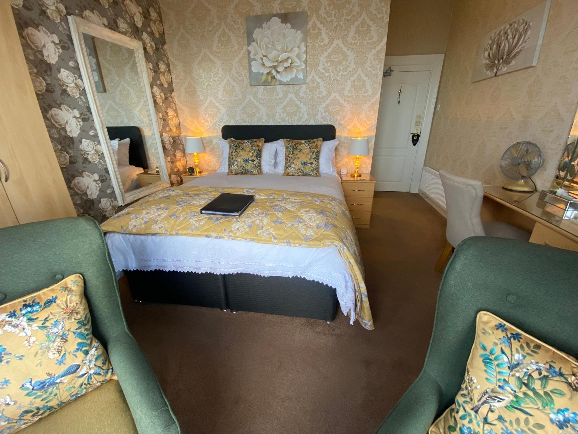 Stratford House Exclusively For Adults Hotel ลันดิดโน ภายนอก รูปภาพ